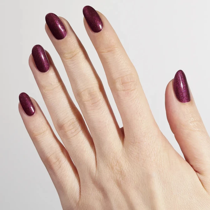 Striplac UV lak za nokte Drunk Of Love Metallic 6,5 ml
