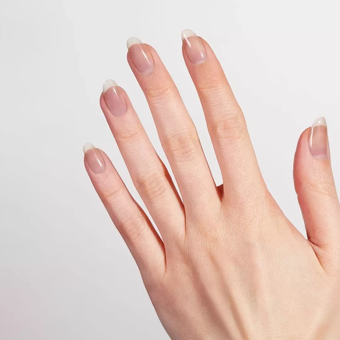 Striplac Uv Starter Set Normal & Soft Nails - 2 Colours - standardni početni set s lampom