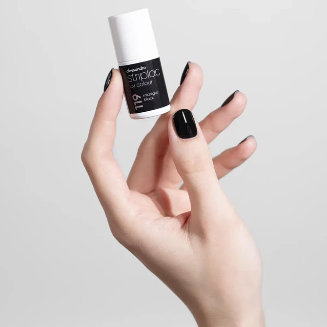 Striplac UV Colour Midnight Black, 6,5 ml