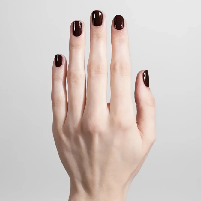 Striplac UV Colour Rouge Noir, 6,5 ml