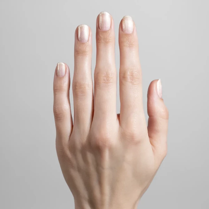 Striplac UV Colour Milky Touch Shimmer, 6,5 ml